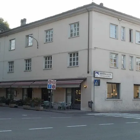 Trattoria Sole 호텔 *