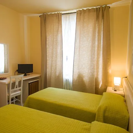 Trattoria Sole Hotel *